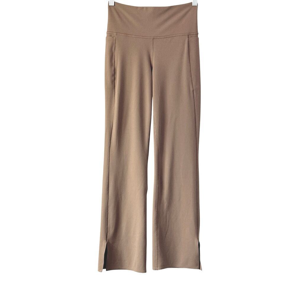 Athleta Transcend Stash Crop Straight Leg Pant Sz M Rustic Beige #533441 *EUC - Picture 2 of 12